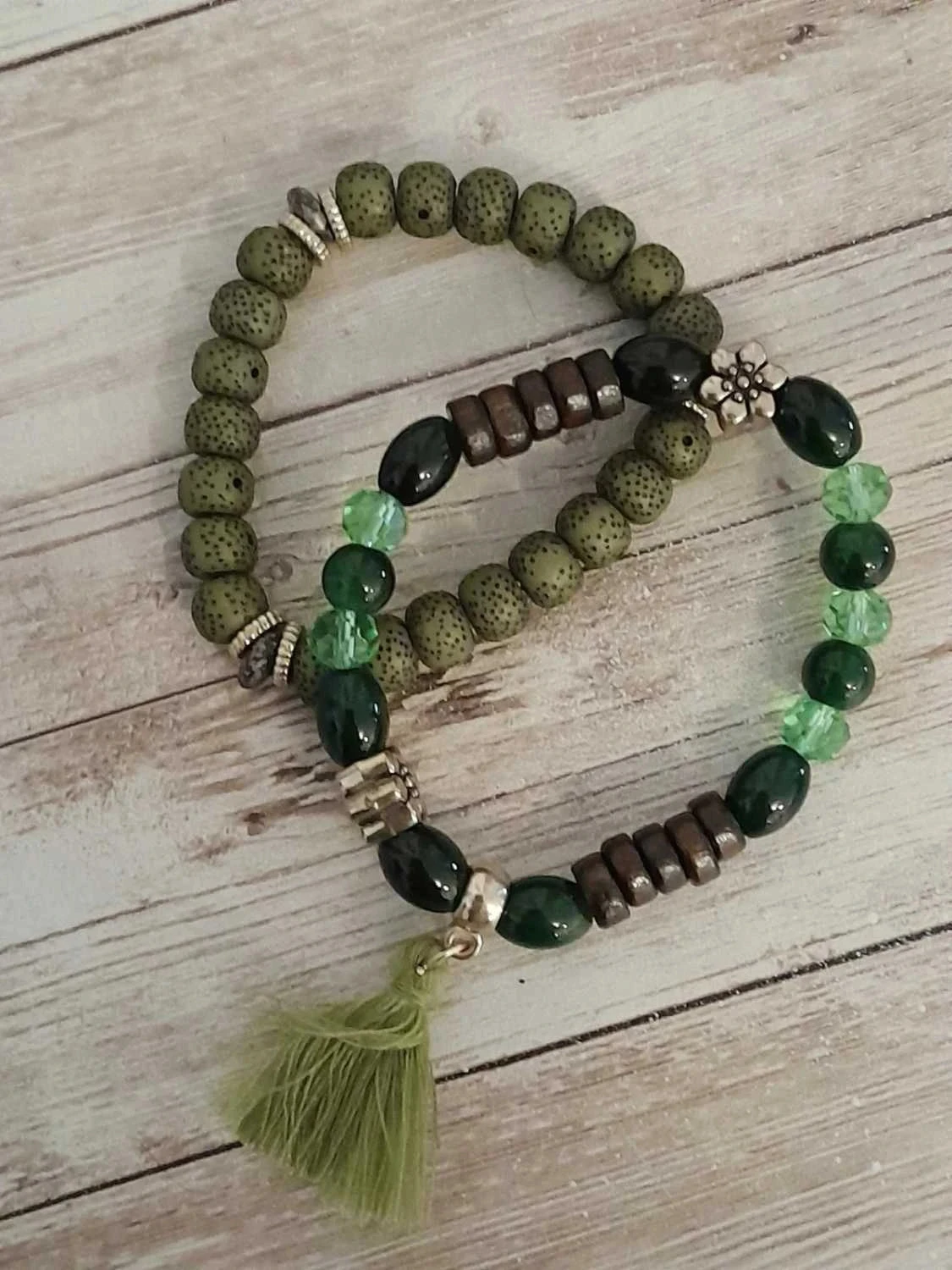 Lot de 2 bracelets, élastique, tendance, couleur kaki et doré et un vert, marron et noir